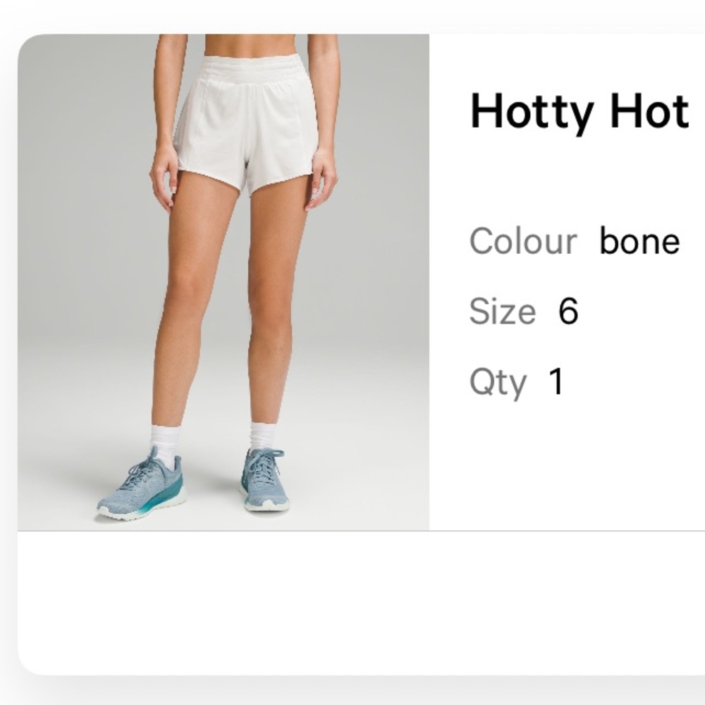 Lululemon high rise hotty hot short